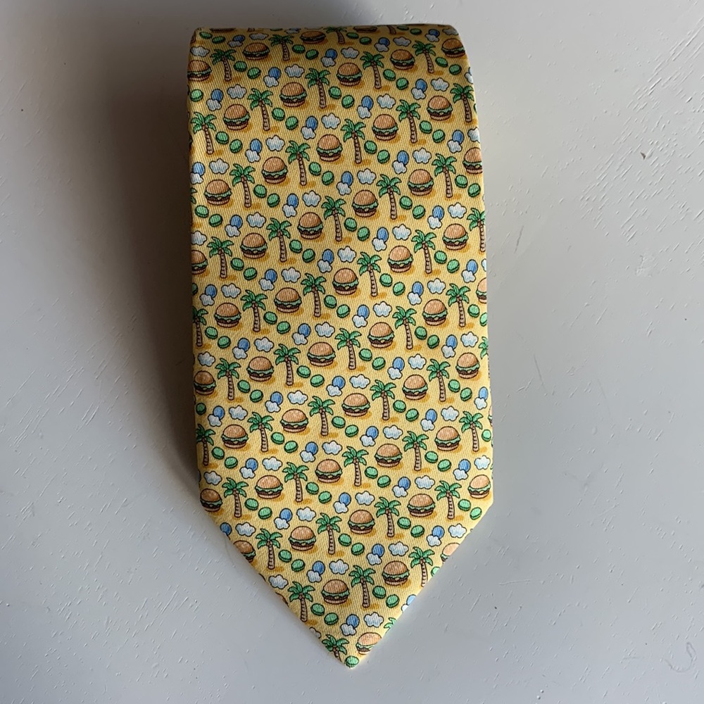 VINEYARD VINES NECK TIE